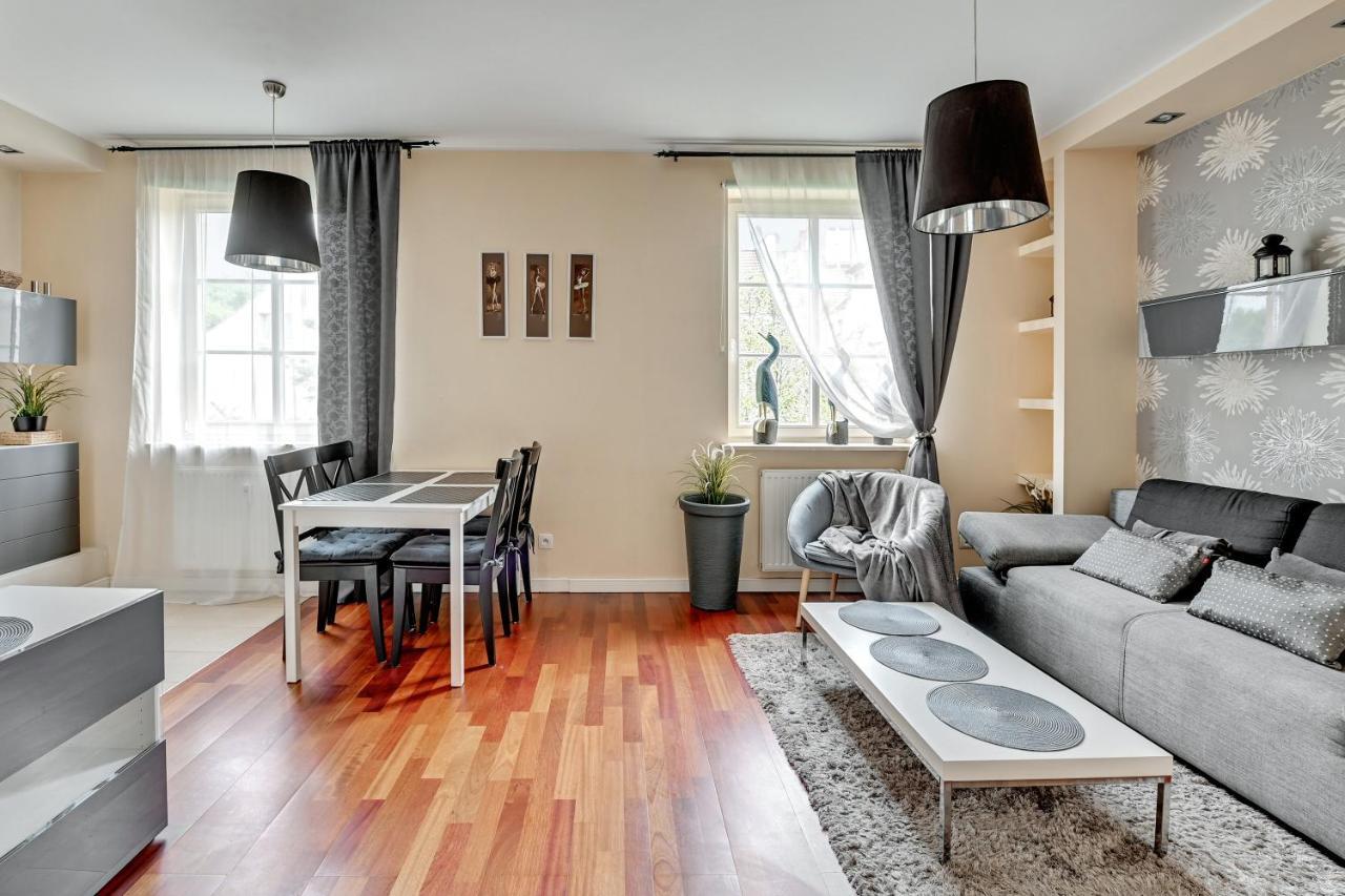 グダニスクApartament Pod Trzema Niebieskimi Kaczoramiアパートメント エクステリア 写真