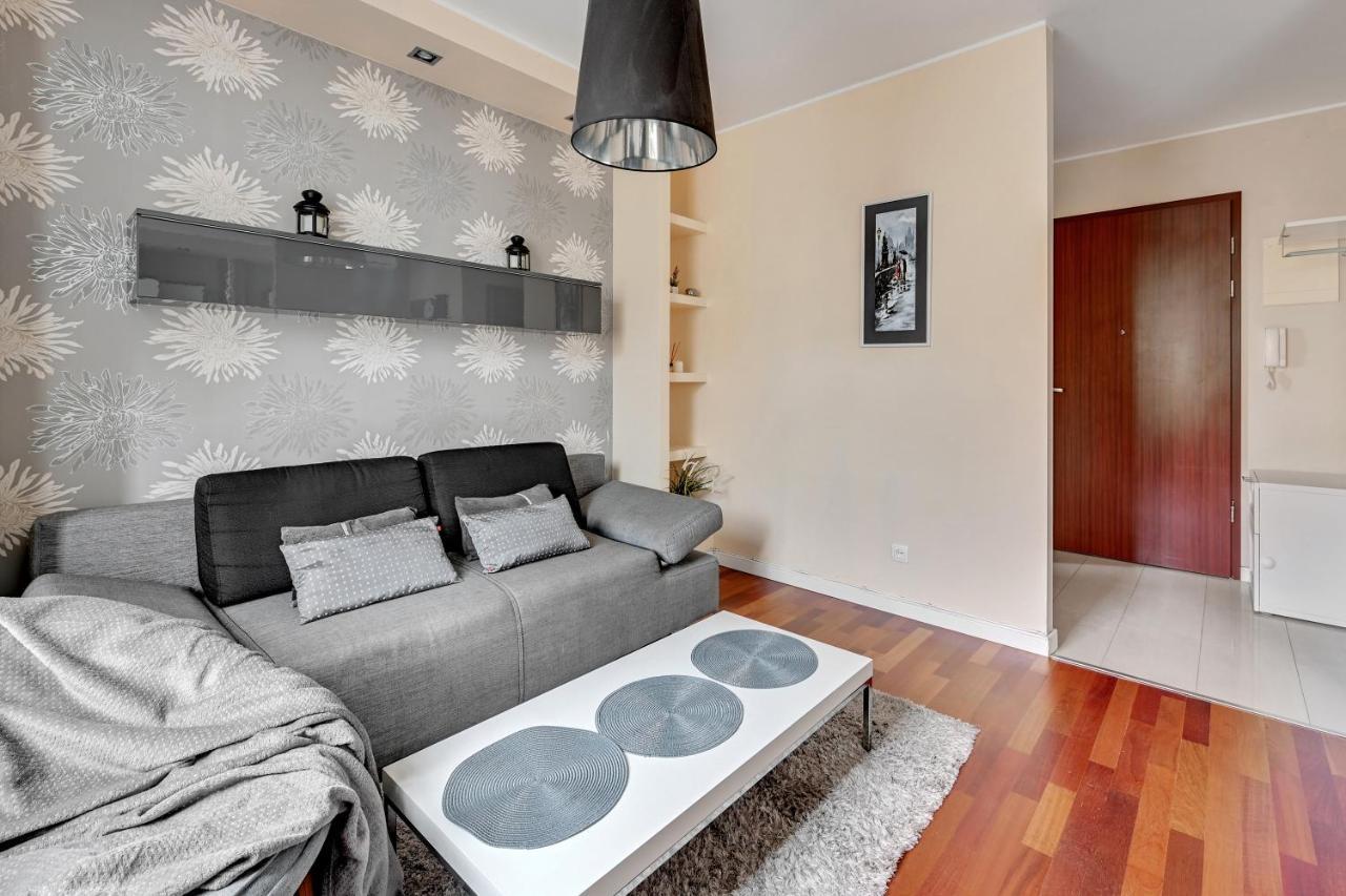 グダニスクApartament Pod Trzema Niebieskimi Kaczoramiアパートメント エクステリア 写真