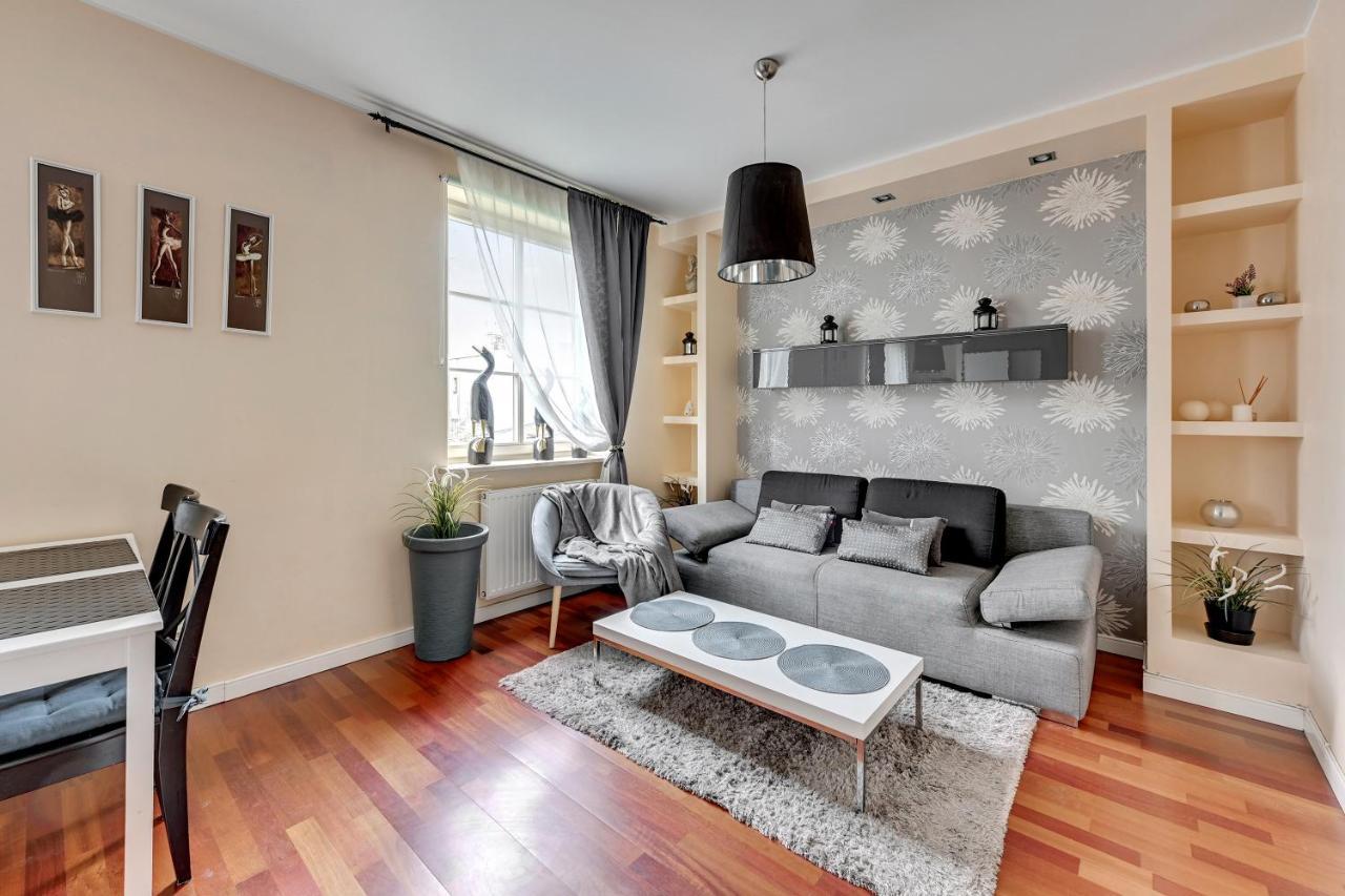 グダニスクApartament Pod Trzema Niebieskimi Kaczoramiアパートメント エクステリア 写真
