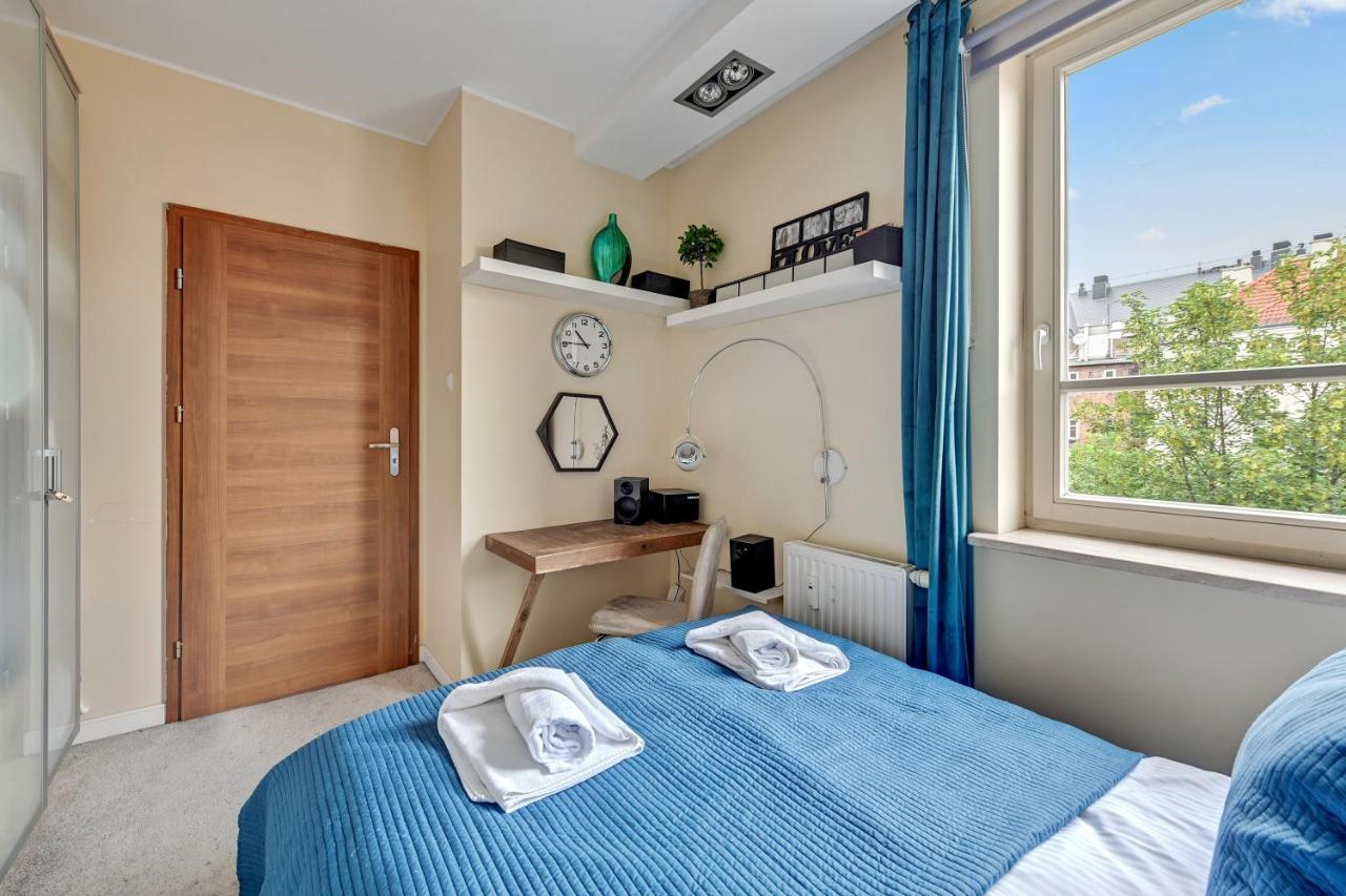 グダニスクApartament Pod Trzema Niebieskimi Kaczoramiアパートメント エクステリア 写真